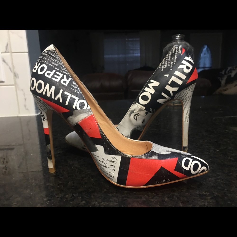 Gorgeous and Unique Pair Marilyn Monroe Heels 7 - Picture 2 of 12